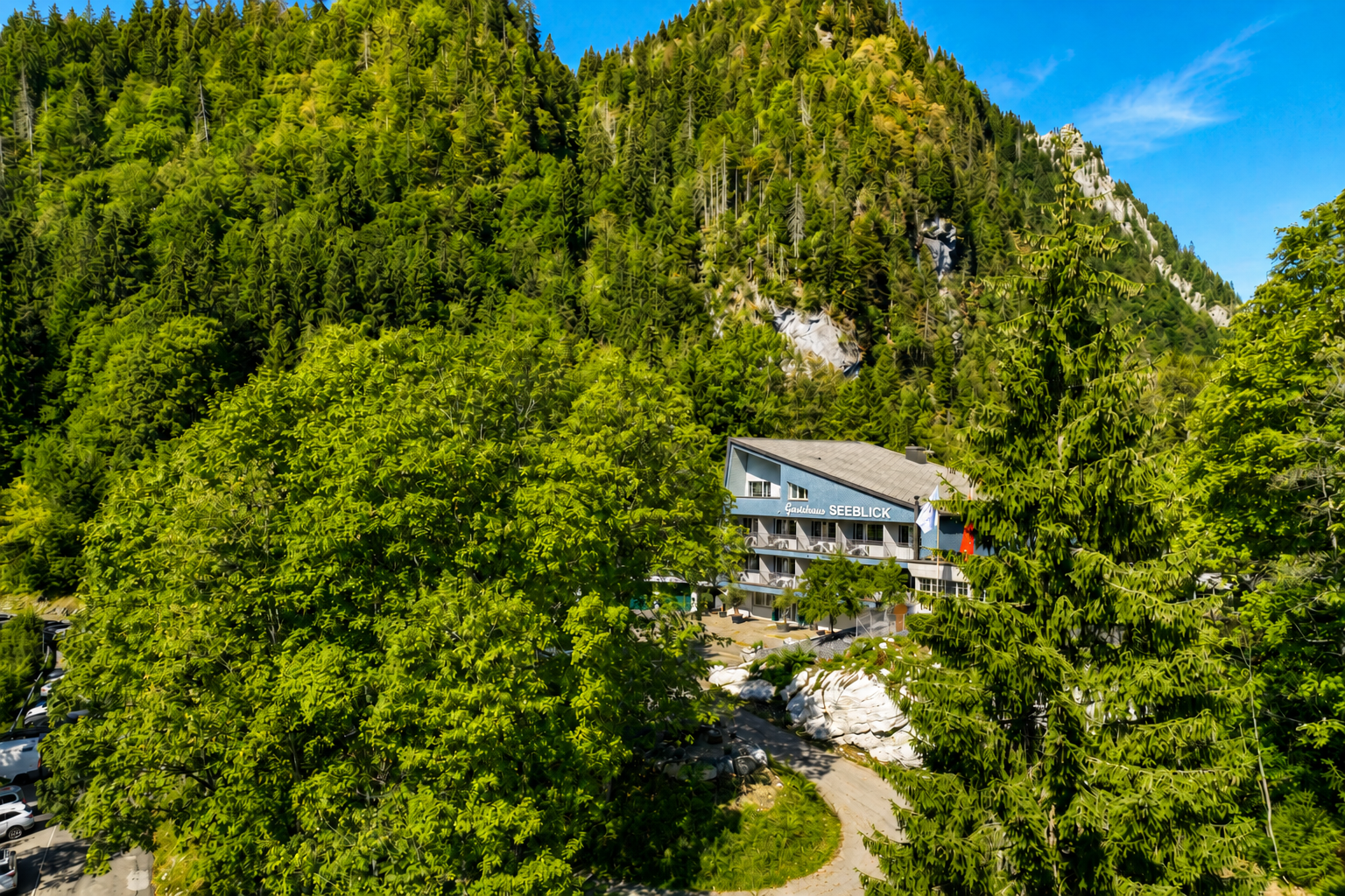Neu_Drohnenbild_Gästehaus_01